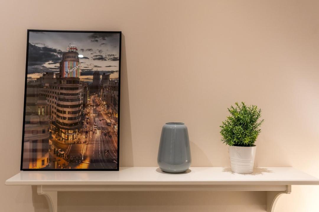 Acogedor Y Moderno - 1Dormitorio 1Bano - Imperial Madrid Exteriör bild